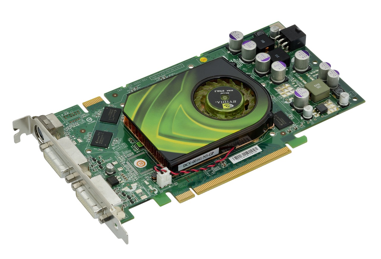 英伟达RTX 20系列显卡揭秘，RTX 2080上市时间及其影响分析