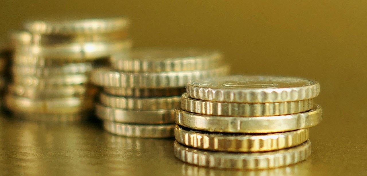 黄金价格波动解析，影响因素与最新价格探讨