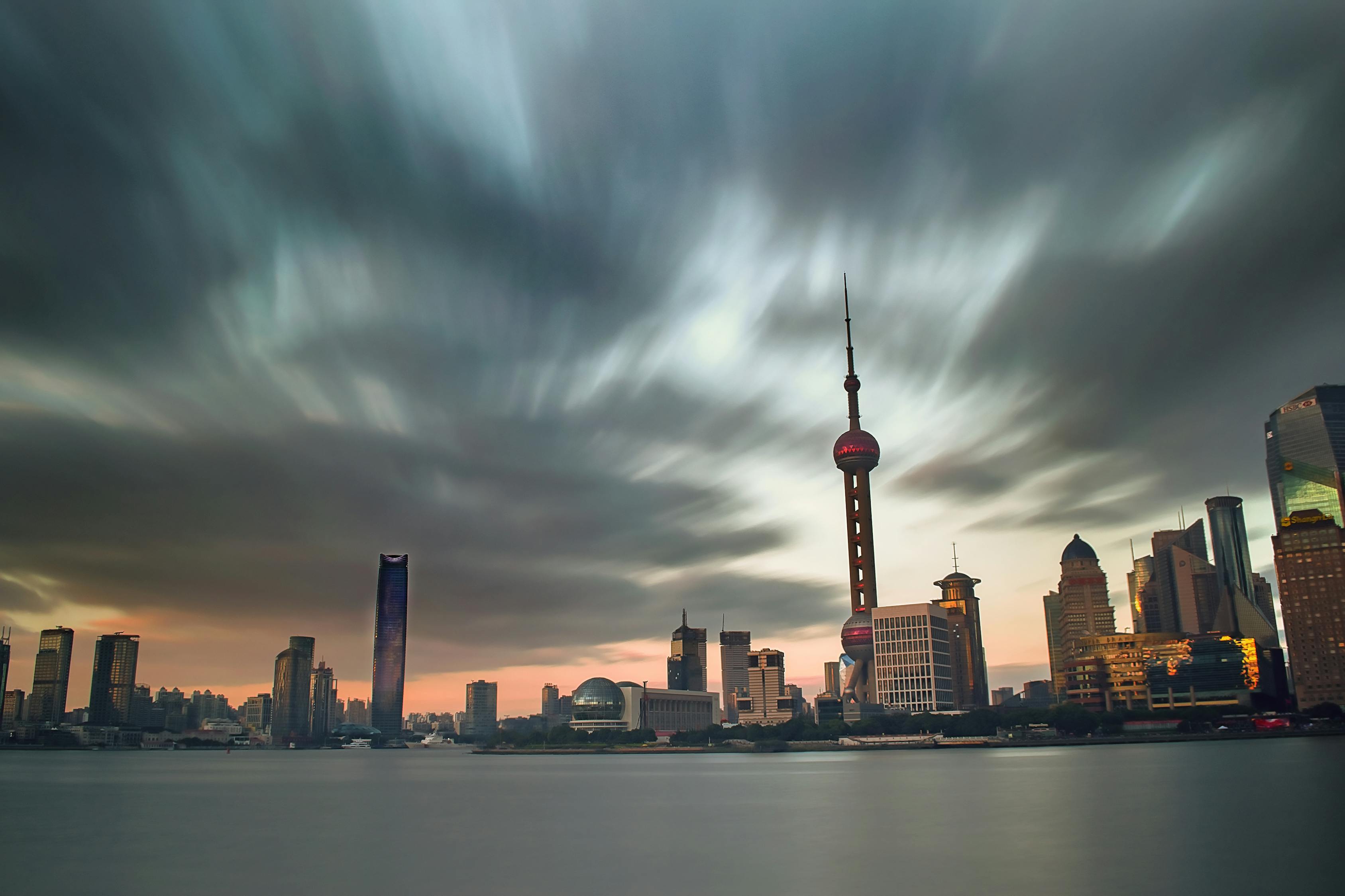 最新港乱象背后的深层原因及解决之道探索