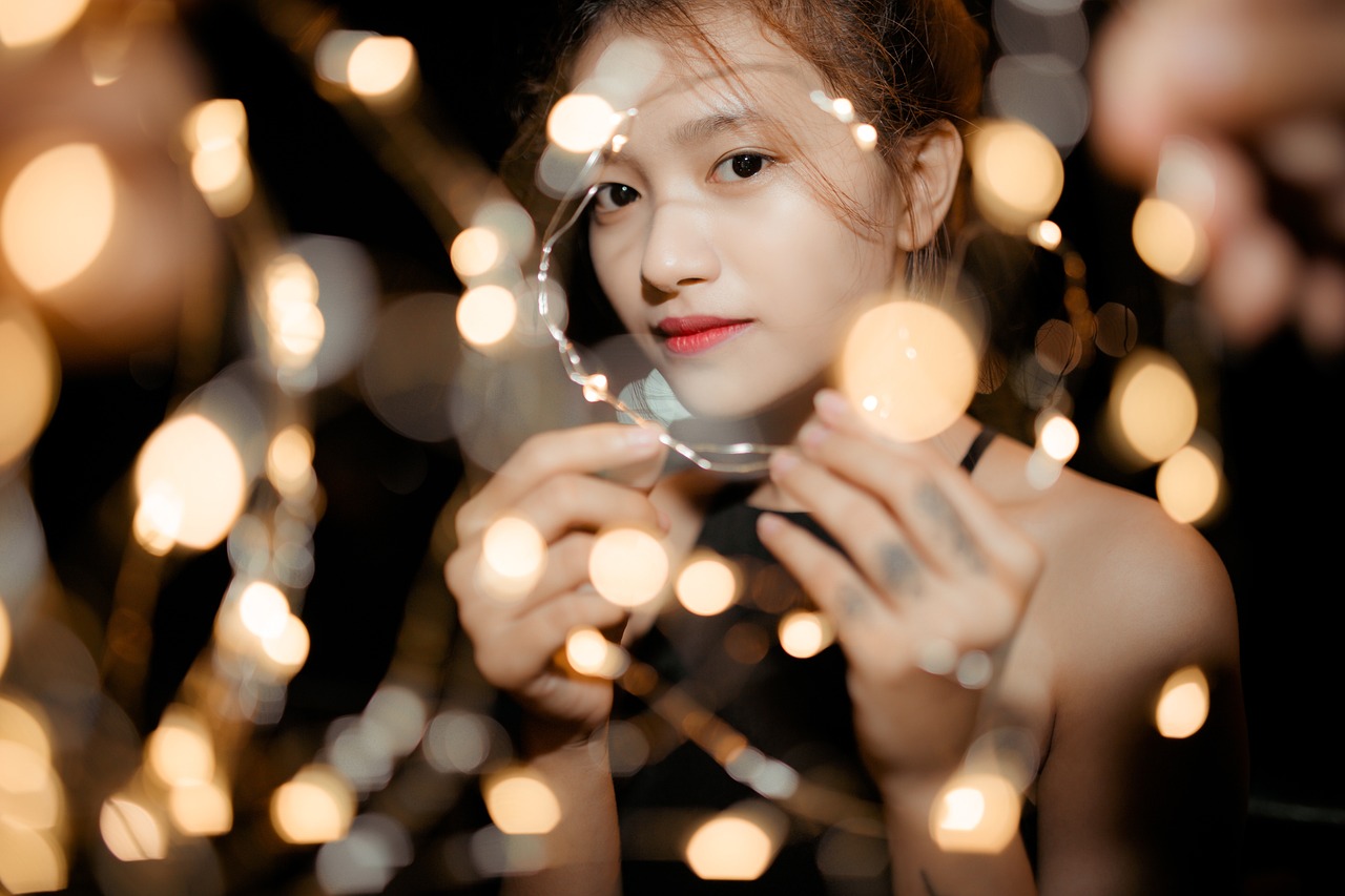 俞姓女演员，银幕上的璀璨明星之光