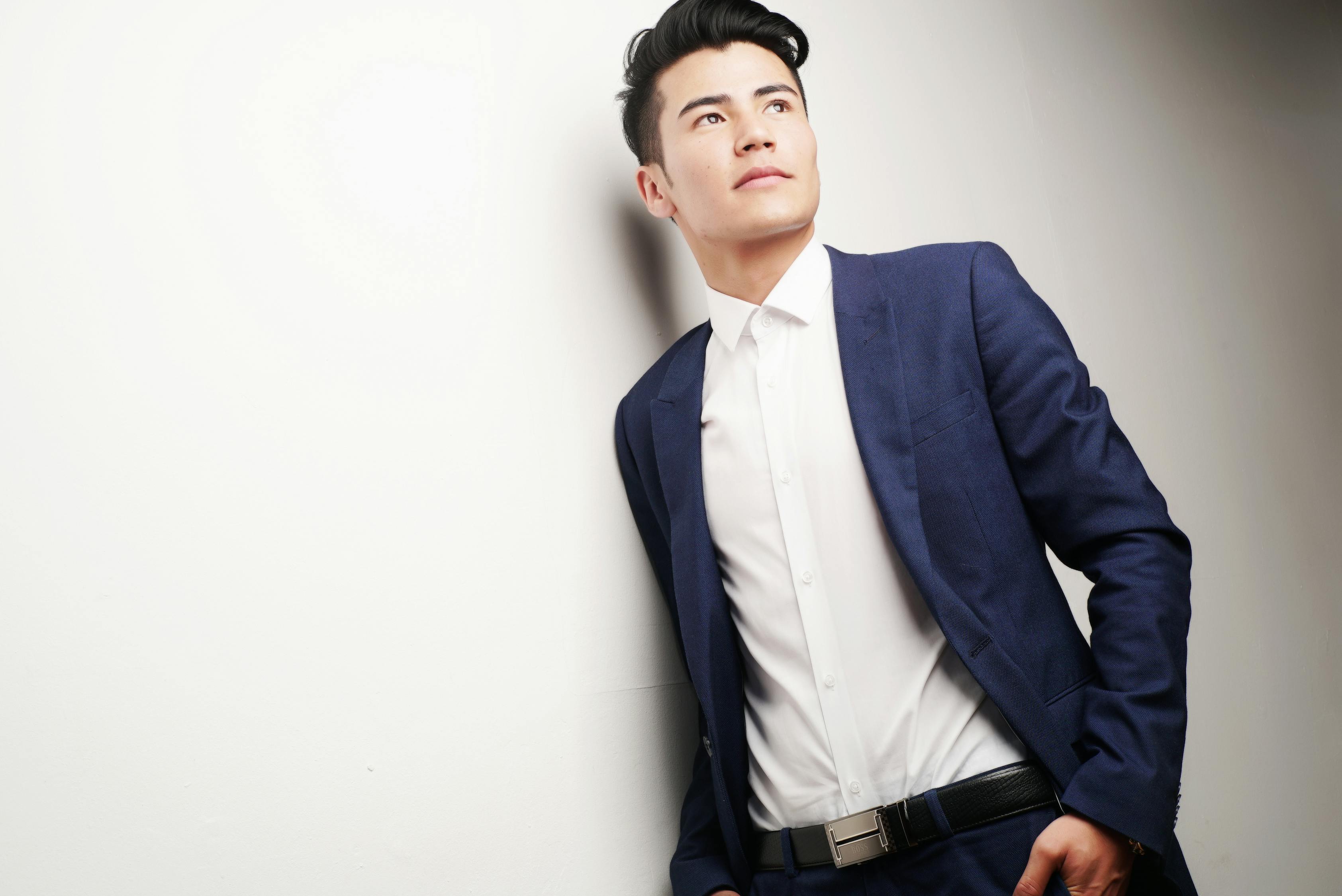 探究95年出生男明星的成长轨迹与影响力